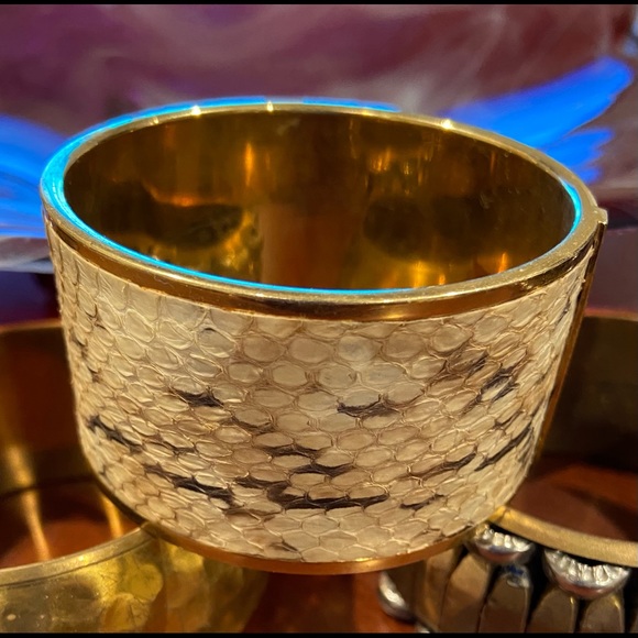 Vince Camuto Kate Bracelet - Gold tone, snakeskin - Picture 3 of 4